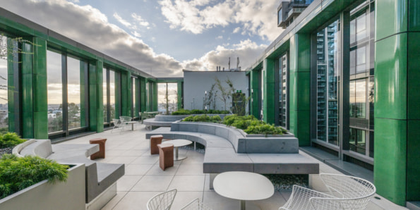 Iglu Flagstaff Station rooftop terrace