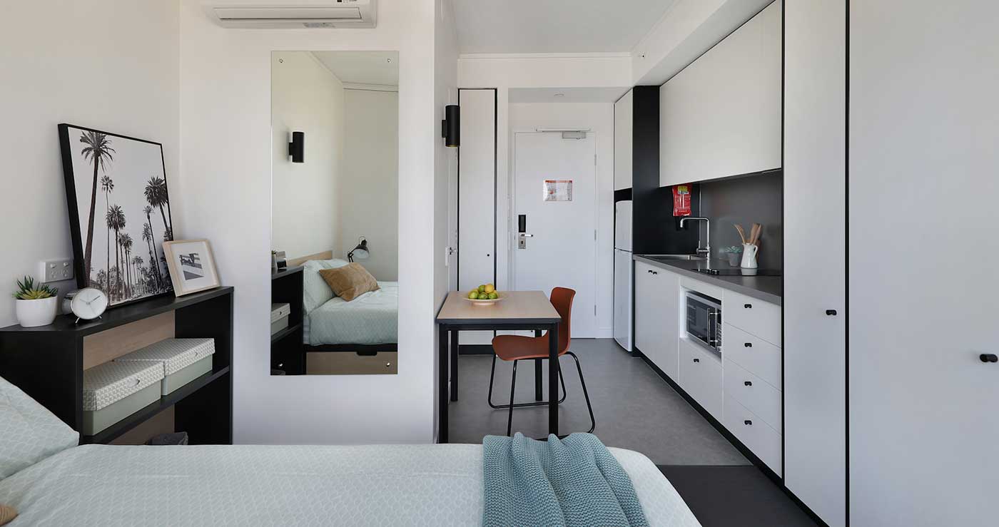 Iglu Melbourne City Premium Studio Apartment