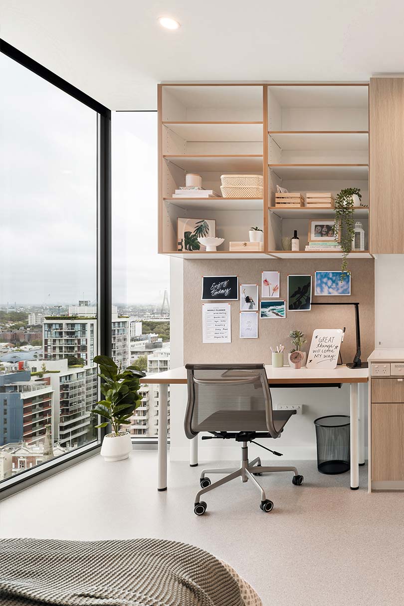 Iglu Central Park Premium Studio Apartment - Study