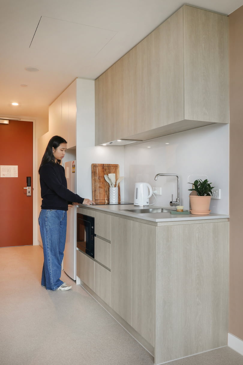 Iglu Flagstaff Station Premium Corner Studio Apartment