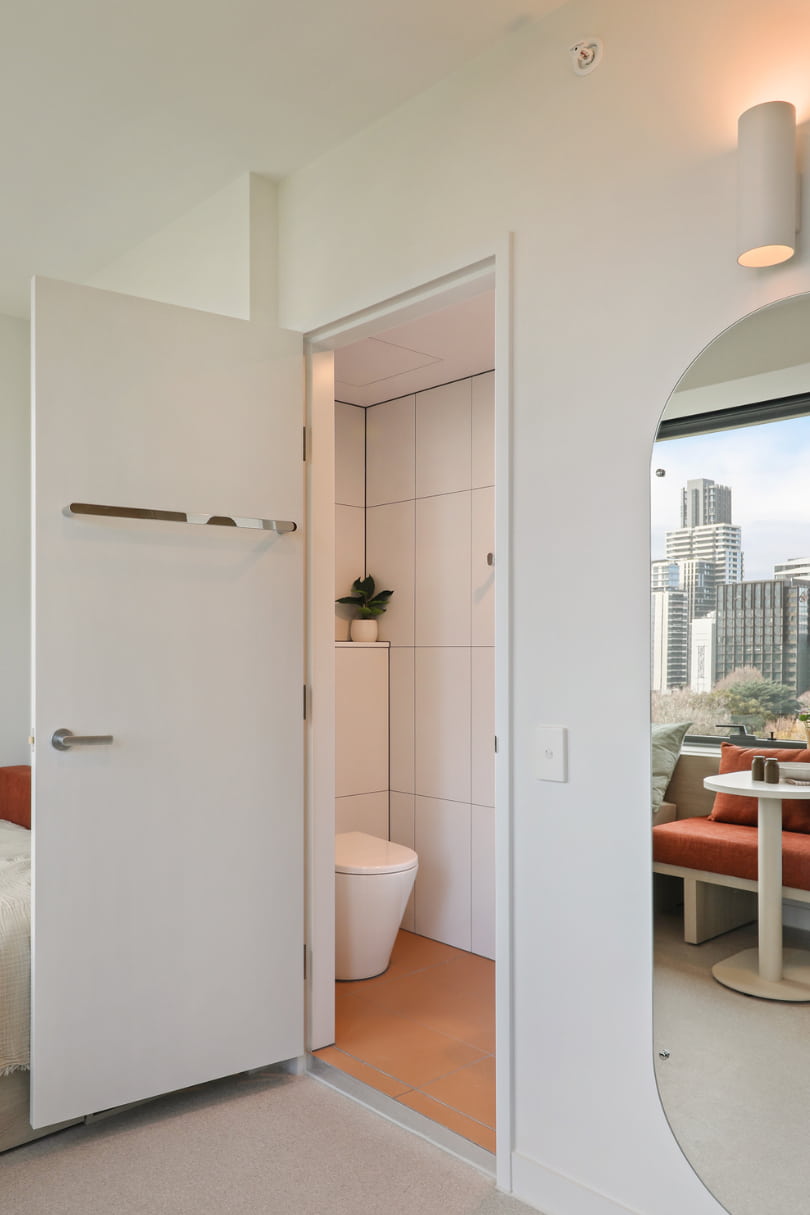 Iglu Flagstaff Station Premium Corner Studio Apartment